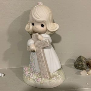 3/$25. Precious Moments ‘I believe in the Old Rugged Cross’ figurine.